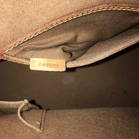 Louis Vuitton Brown and Pink Shoulder Bag, Make Offer - Picture 3 of 8